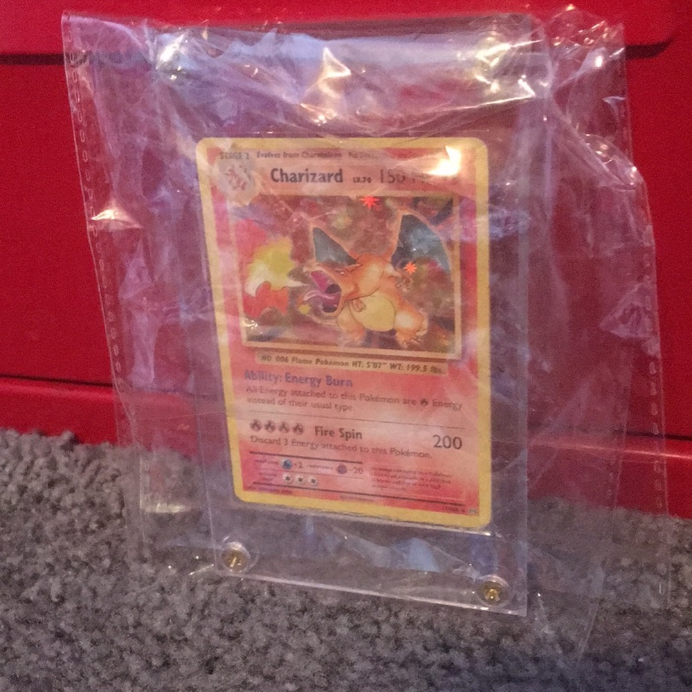 Charizard holographic 2016 evolutions.